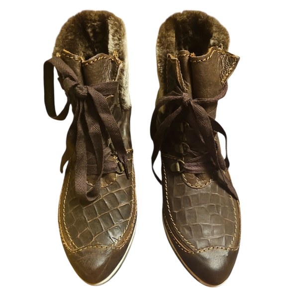 ROVER Brown Lace Up Boots Sz 37 - Picture 1 of 5